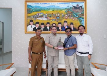 Franc Bernhard Tumanggor komitmen wujudkan Pakpak Bharat bersih dan sehat bebas sampah