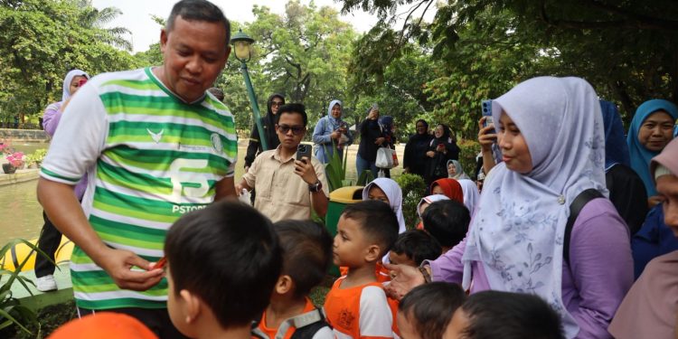 Tanamkan Pendidikan Sigap Bencana Sejak Usia Dini, Wali Kota Bekasi Apresiasi Antusias Anak TK Ikuti Pelatihan BPBD.