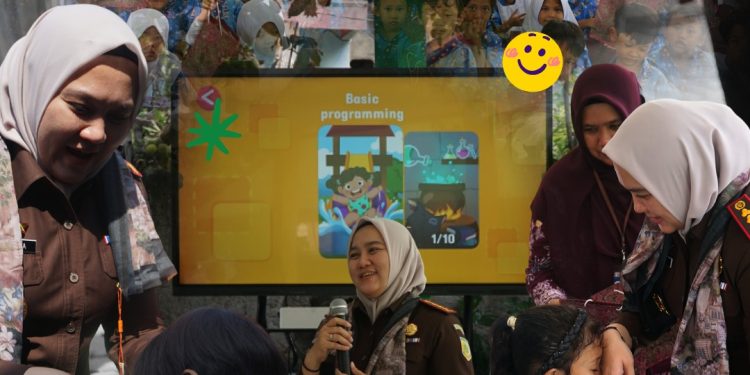 Kajari Kota Bekasi bersama Dinas Pendidikan Kota Bekasi berkomitmen mengawal distribusi TV digital pemberian Presiden Prabowo Subianto