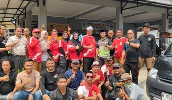 Gerak Cepat Kades Suhendra, Bantu Warga Terdampak Banjir di Tiga Kecamatan