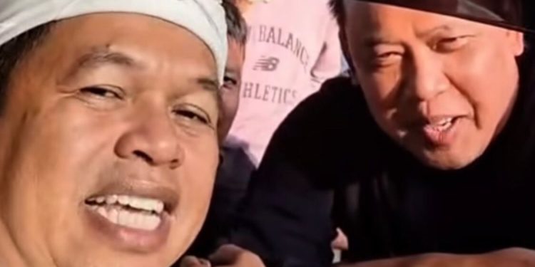 Hadir di Sumbar, Tri Adhianto Serahkan Bantuan sambil berkoordinasi dengan KDM