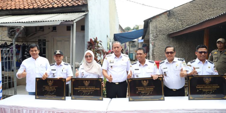 Peresmian Rutilahu dan Taman RW 010 Jakamulya, Pemkot Bekasi Tekankan Pentingnya Lingkungan Layak dan Ruang Publik yang Nyaman