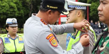 Persiapan Pengamanan Nataru, Wali Kota Bekasi Pimpin Apel Gelar Pasukan Operasi Kepolisian Terpusat Lilin 2025