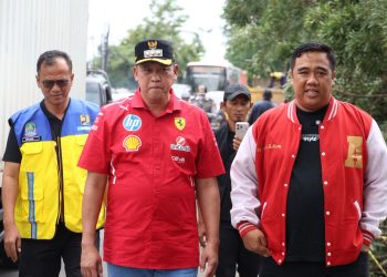 Tindaklanjuti Trotoar Amblas dan Jalan Rusak di Narogong, Walikota Dorong Penanganan Bersama Pemprov Jabar