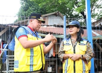 Wali Kota Bekasi Dengan Wakil Menteri PU Tinjau Lokasi Banjir, Bersinergi Bersama Menyiapkan Langkah Penanganan Terpadu