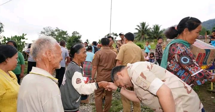 Warga Desa Simerpara dan Majanggut II Terima Bantuan Pasca Bencana Alam