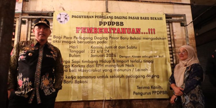 Dapati Laporan Mogok Pedagang Daging, Tri Adhianto Datangi Kios Pasar Baru