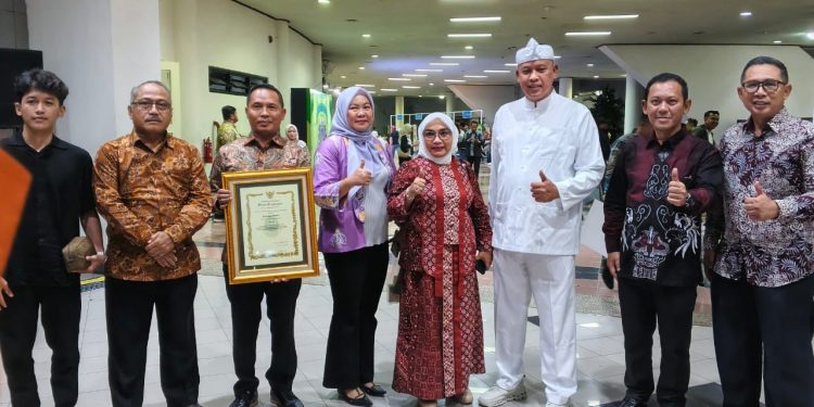 Pemkot Bekasi Raih Anugerah Keterbukaan Informasi Publik Tujuh Kali Berturut-turut