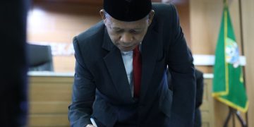 Pelantikan Pejabat Bapperida, Sekda Tegaskan Penguatan Perencanaan Berbasis Riset dan Inovasi