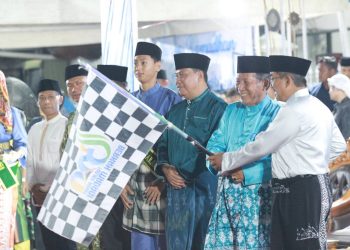 Anwar Sadat Dampingi Abdullah Sani Lepas Peserta Festival Arakan Sahur 2026 di Kuala Tungkal