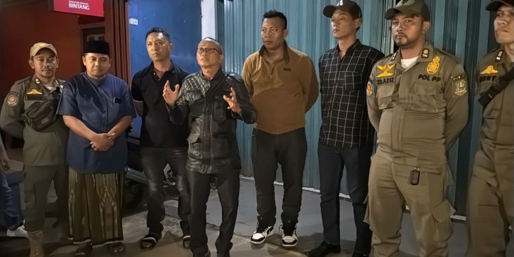 Camat Bekasi Barat Pastikan 15 Kafe di Pasar Bintara Ditutup, Tegaskan Penegakan Maklumat Wali Kota Selama Ramadan
