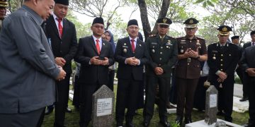 Jelang HUT Kota Bekasi, Tri Adhianto : Tabur Bunga Jadi Agenda Rutin Mengenang Jasa Pahlawan.