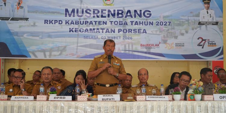 Wabup Toba Ingatkan Kades Peduli Kondisi Warga di Musrenbang RKPD 2027