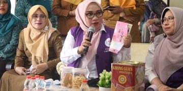 TP PKK Kota Bekasi Monitoring 6 SPM di Posyandu Kenari, Dorong Edukasi Vaksinasi dan Transformasi Layanan Terintegrasi