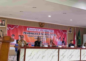 Camat Cikarang Utara Minta Aparatur Desa Lebih Profesional dan Inovatif dalam Melayani Masyarakat