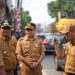 Pemerintah Kota Bekasi Tertibkan Bangunan Liar di Jalan Hankam Jatirahayu Kecamatan Pondok Melati